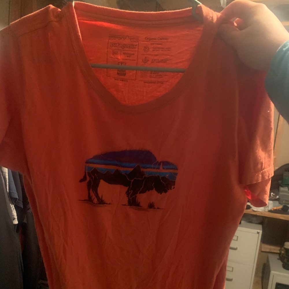 Orange tshirt